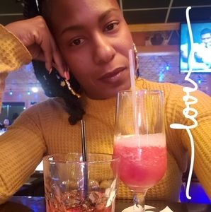 Meet your Posher, Christina